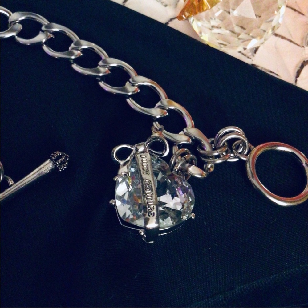 Juicy Couture Heart Bracelet - Picture 5 of 7